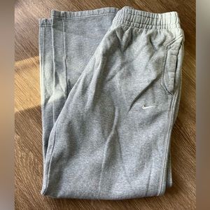 Nike Sweatpants size Small